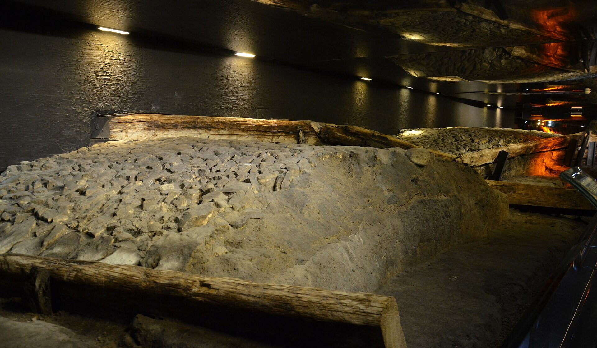 Archaeological exhibition in the Rynek Underground museum