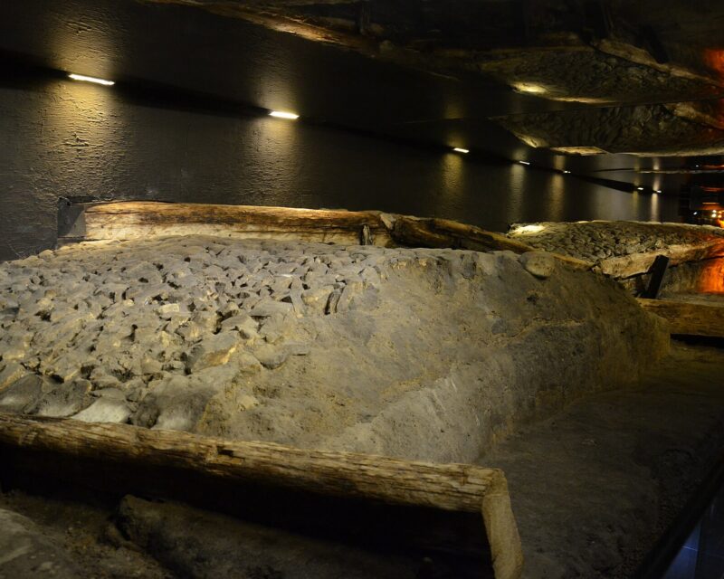 Archaeological exhibition in the Rynek Underground museum